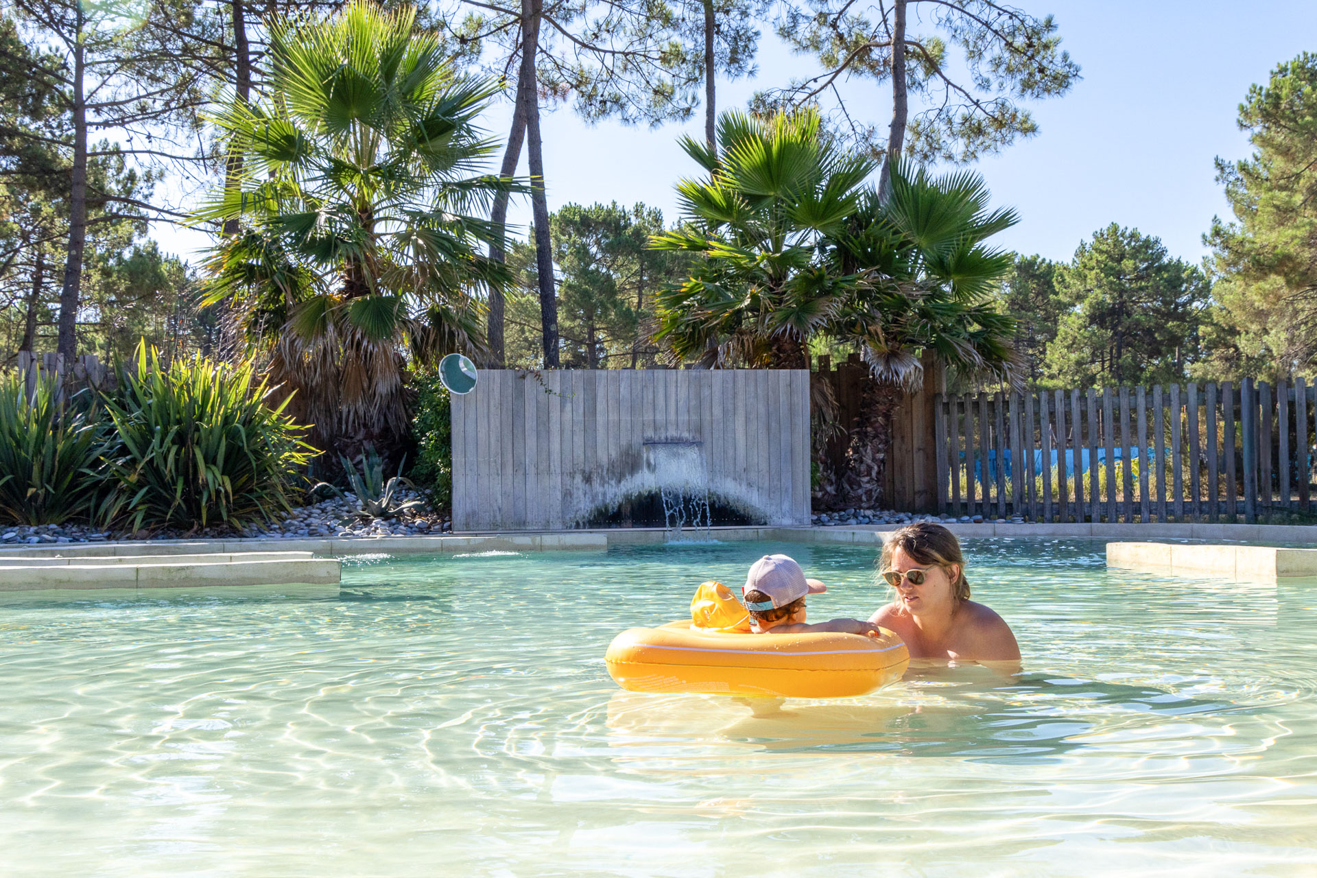 lagon piscine naturiste