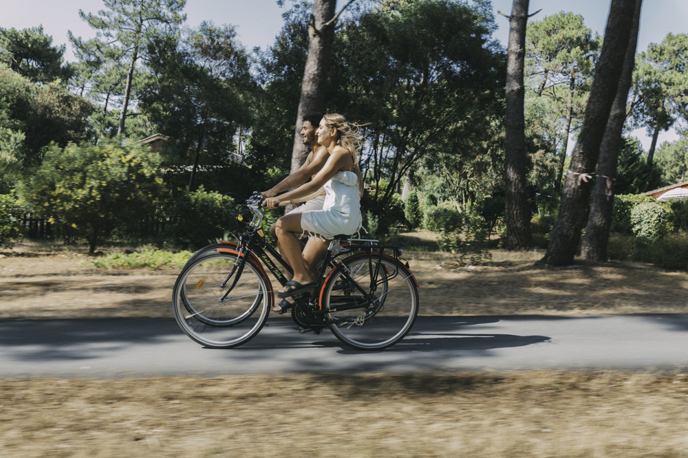 tourisme velo naturiste